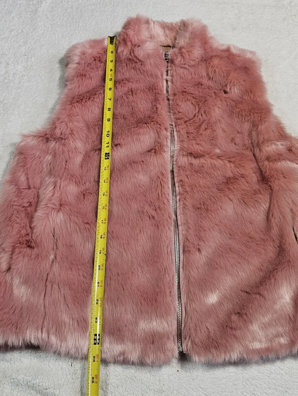 J Crew Faux Fur Furry Vest Vegan L Full Zip Women’s Rose Plush Pink.